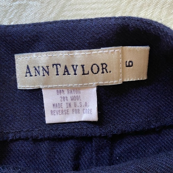 Anne Taylor Vintage mini pencil skirt navy size 6 - Picture 3 of 4